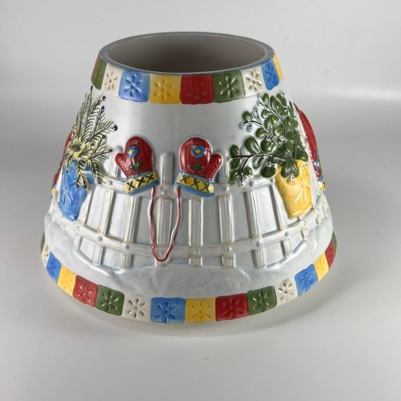 Christmas Winter Holiday Yankee Candle Lamp Shade Topper Multicolor Collectible - Picture 5 of 12